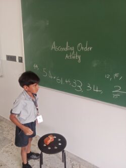 filter: 0; jpegRotation: 90; fileterIntensity: 0.000000; filterMask: 0; module:1facing:0;
hw-remosaic: 0;
touch: (-1.0, -1.0);
modeInfo: ;
sceneMode: Auto;
cct_value: 0;
AI_Scene: (-1, -1);
aec_lux: 0.0;
hist255: 0.0;
hist252~255: 0.0;
hist0~15: 0.0;