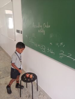 filter: 0; jpegRotation: 90; fileterIntensity: 0.000000; filterMask: 0; module:1facing:0;
hw-remosaic: 0;
touch: (-1.0, -1.0);
modeInfo: ;
sceneMode: Auto;
cct_value: 0;
AI_Scene: (-1, -1);
aec_lux: 0.0;
hist255: 0.0;
hist252~255: 0.0;
hist0~15: 0.0;