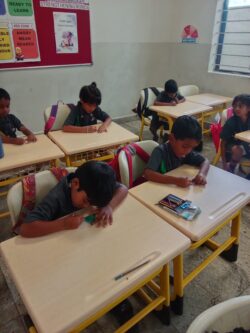 filter: 0; jpegRotation: 90; fileterIntensity: 0.000000; filterMask: 0; module:1facing:0;
hw-remosaic: 0;
touch: (-1.0, -1.0);
modeInfo: ;
sceneMode: Hdr;
cct_value: 0;
AI_Scene: (-1, -1);
aec_lux: 0.0;
hist255: 0.0;
hist252~255: 0.0;
hist0~15: 0.0;