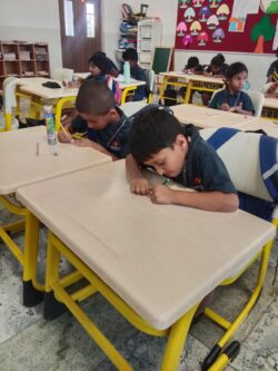 filter: 0; jpegRotation: 90; fileterIntensity: 0.000000; filterMask: 0; module:1facing:0;
hw-remosaic: 0;
touch: (0.27916667, 0.27916667);
modeInfo: ;
sceneMode: Night;
cct_value: 0;
AI_Scene: (-1, -1);
aec_lux: 0.0;
hist255: 0.0;
hist252~255: 0.0;
hist0~15: 0.0;